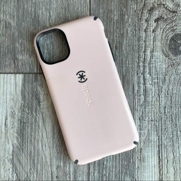 speck Accessories - iphone 11 speck case